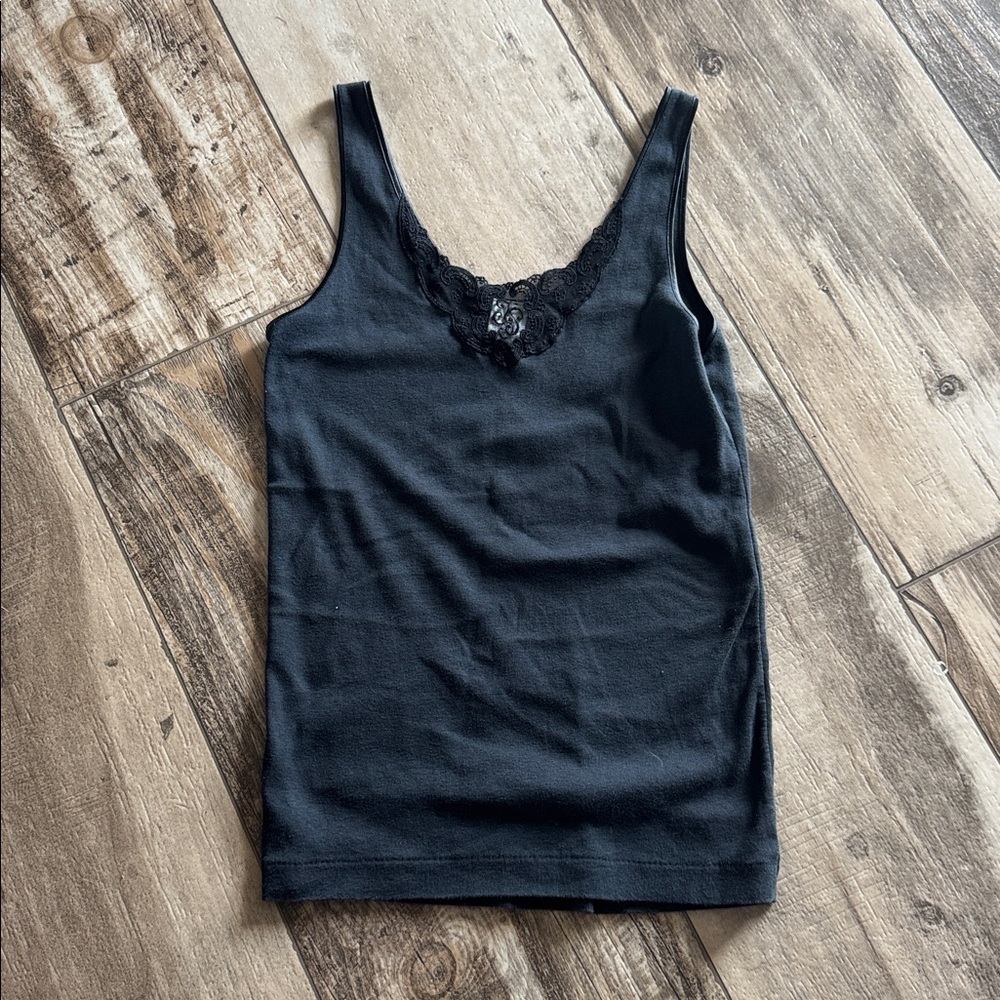 Y2K Erika Taylor 100% cotton and lace detail tank